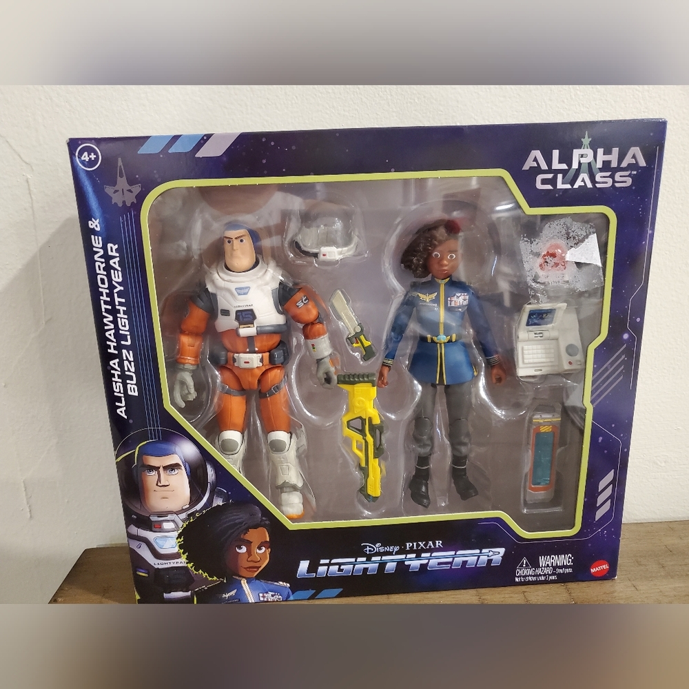 Disney Pixar Lightyear Alpha Class Alisha Hawthorne & Buzz Lightyear Figures